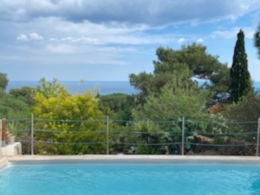 Haut De Villa Au Mont St Clair Vue Exceptionnelle Mer Et Foret Terrasses, Piscine, Petanque, Solarium Prives Sete Exterior photo