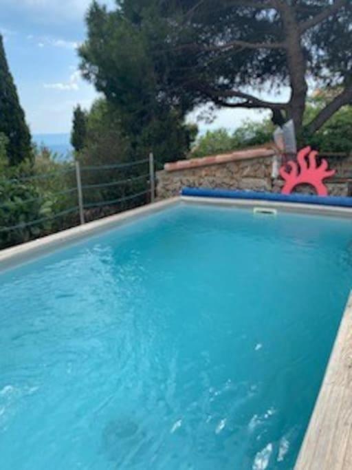 Haut De Villa Au Mont St Clair Vue Exceptionnelle Mer Et Foret Terrasses, Piscine, Petanque, Solarium Prives Sete Exterior photo