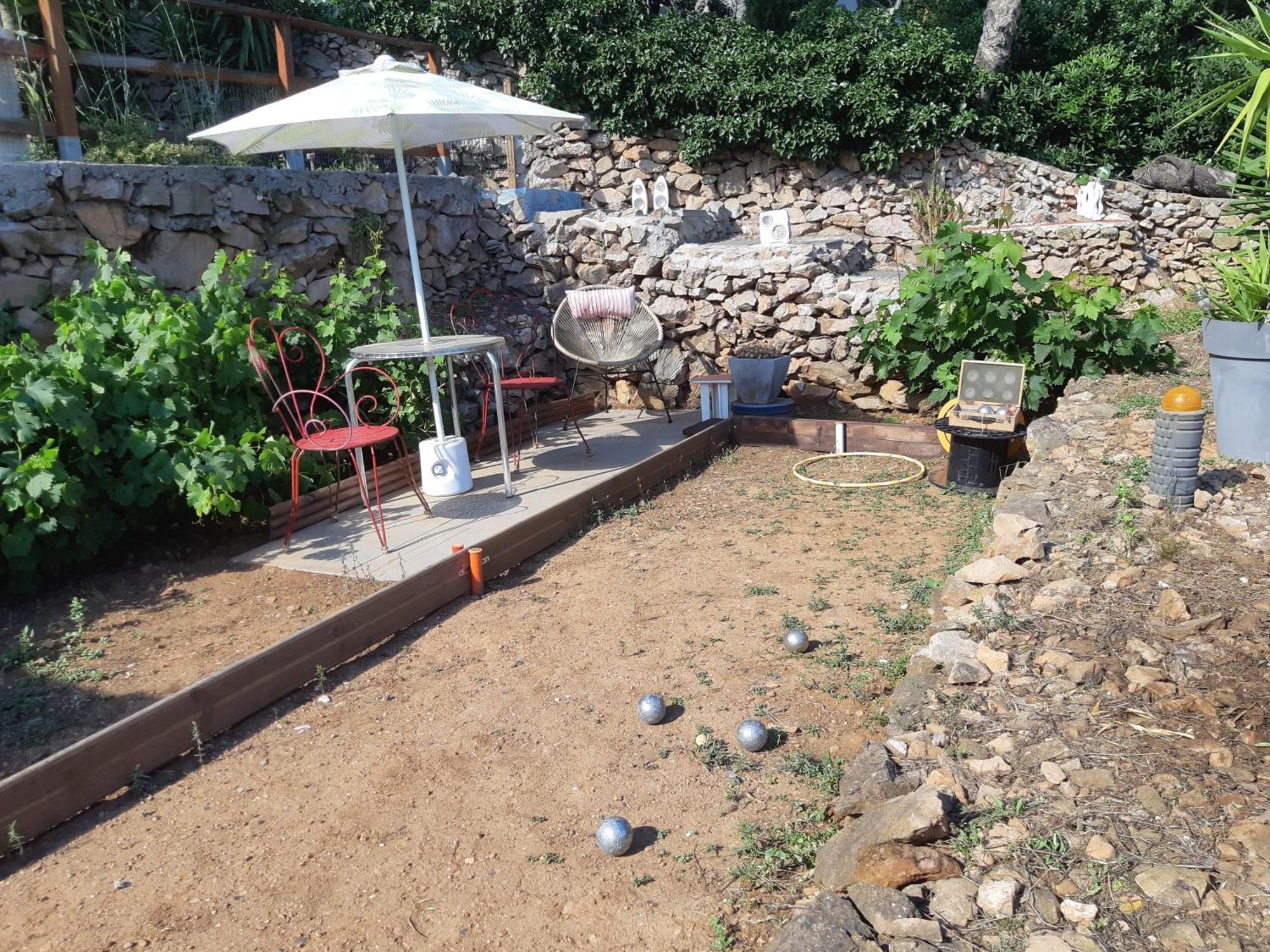 Haut De Villa Au Mont St Clair Vue Exceptionnelle Mer Et Foret Terrasses, Piscine, Petanque, Solarium Prives Sete Exterior photo